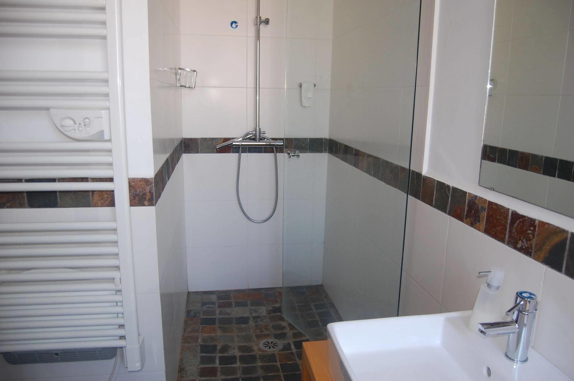 Hotel Moli De La Torre Bigues I Riells Ngoại thất bức ảnh