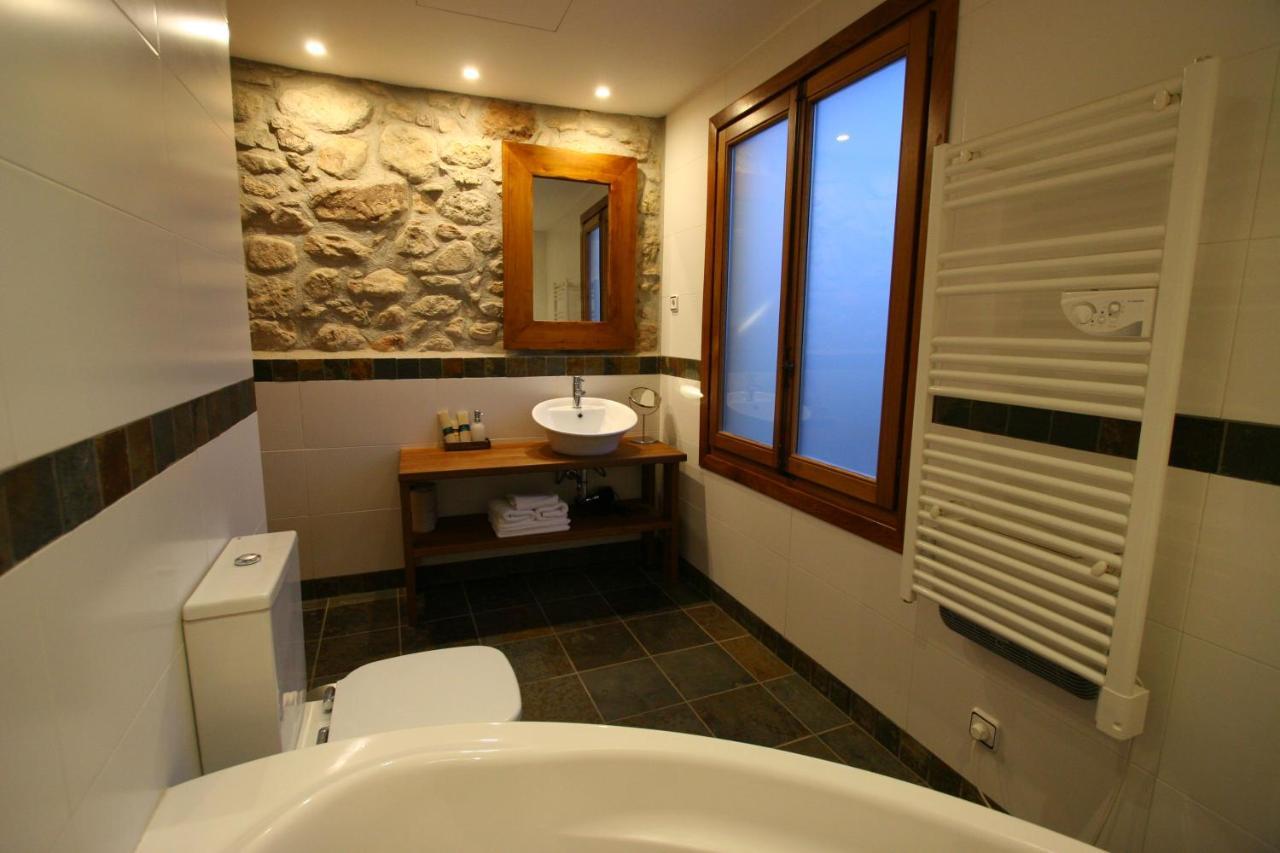 Hotel Moli De La Torre Bigues I Riells Ngoại thất bức ảnh